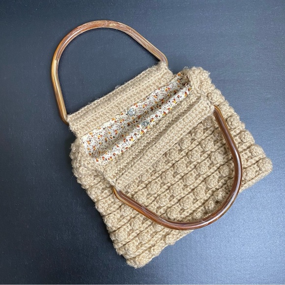 Vintage Crochet Bobble Popcorn Stitch Handbag Tan Tortoiseshell‎ Resin Handle - Picture 2 of 7